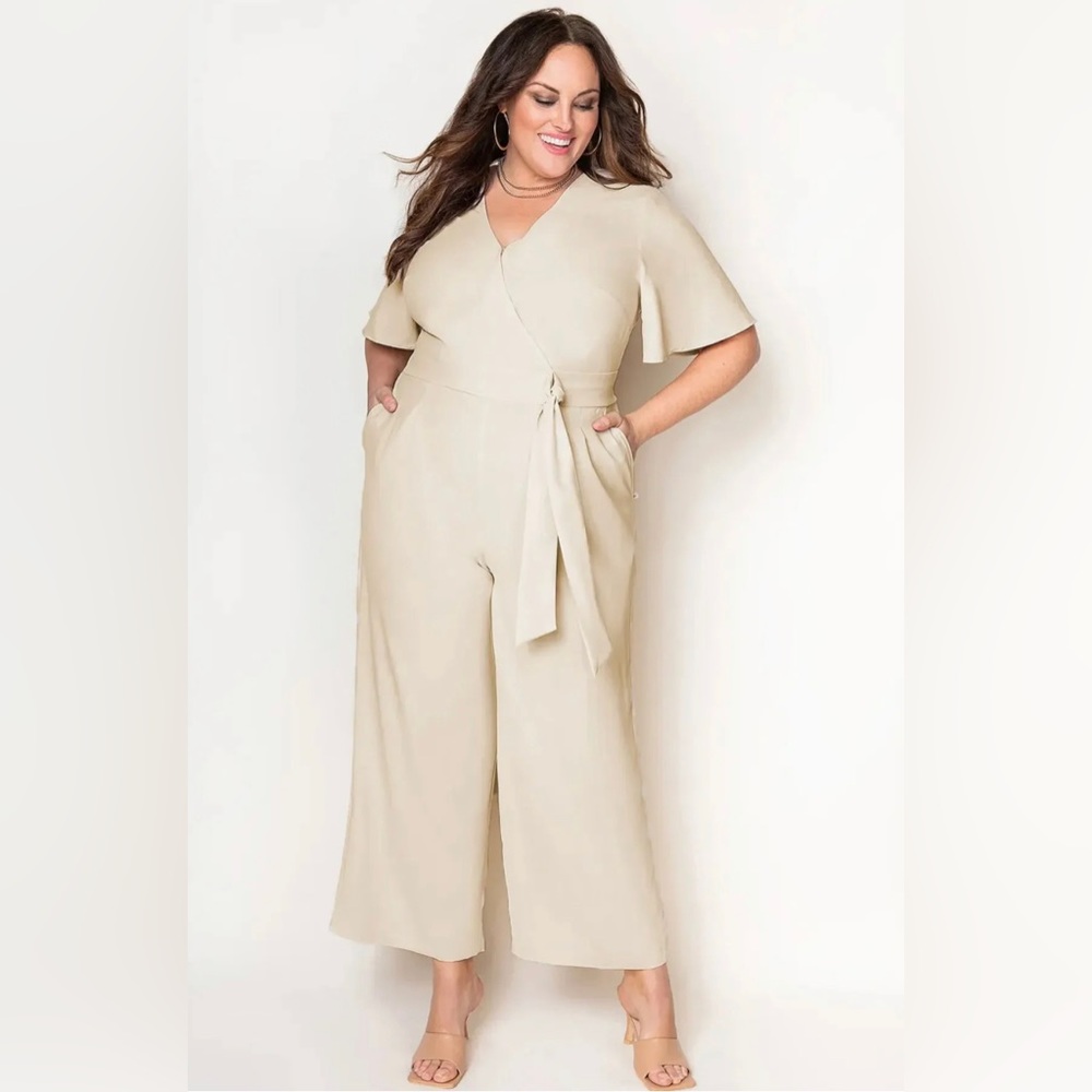 V Neck Tie Knot High Waist Plus Size Jumpsuit, NWOT, Size 5X